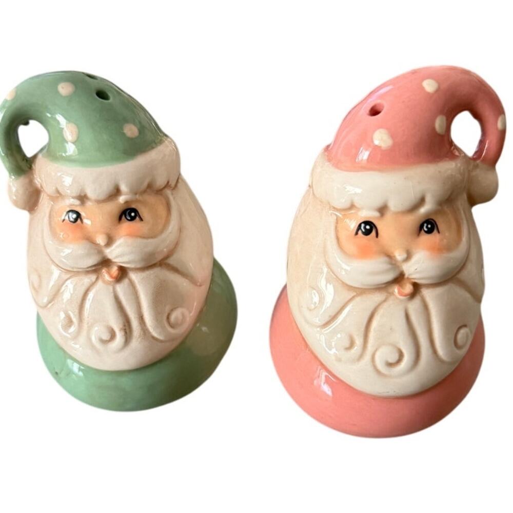 JOHANNA PARKER Santa Claus Christmas Festive Holiday Stoneware Salt Pepper Set